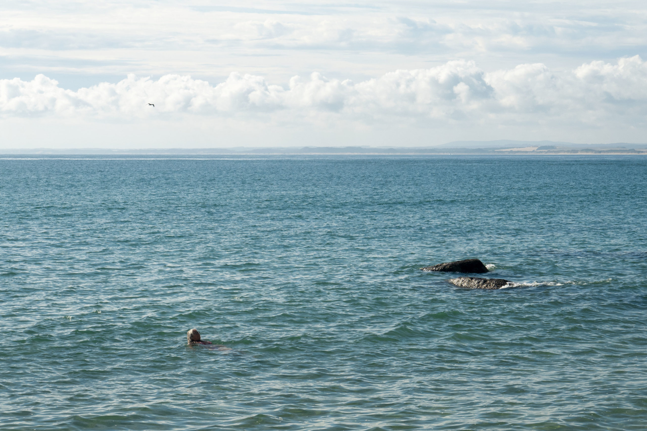 Ma als Badenixe im Meer...