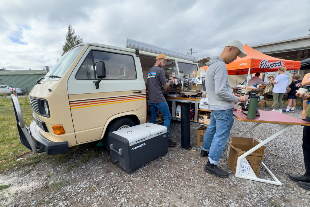 Bei den beiden Jungs gibts den besten Kafi auf dem ganzen Markt. Wir sind Testtrinker :-)