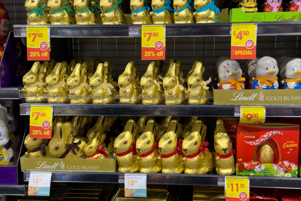 Tja, hier ist Ostern im Herbst. Jetzt ist Lindt überall auf der Welt jetzt zu finden