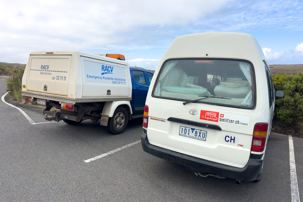 Ken im seinem Service Car vom Road Assistance ist angekommen