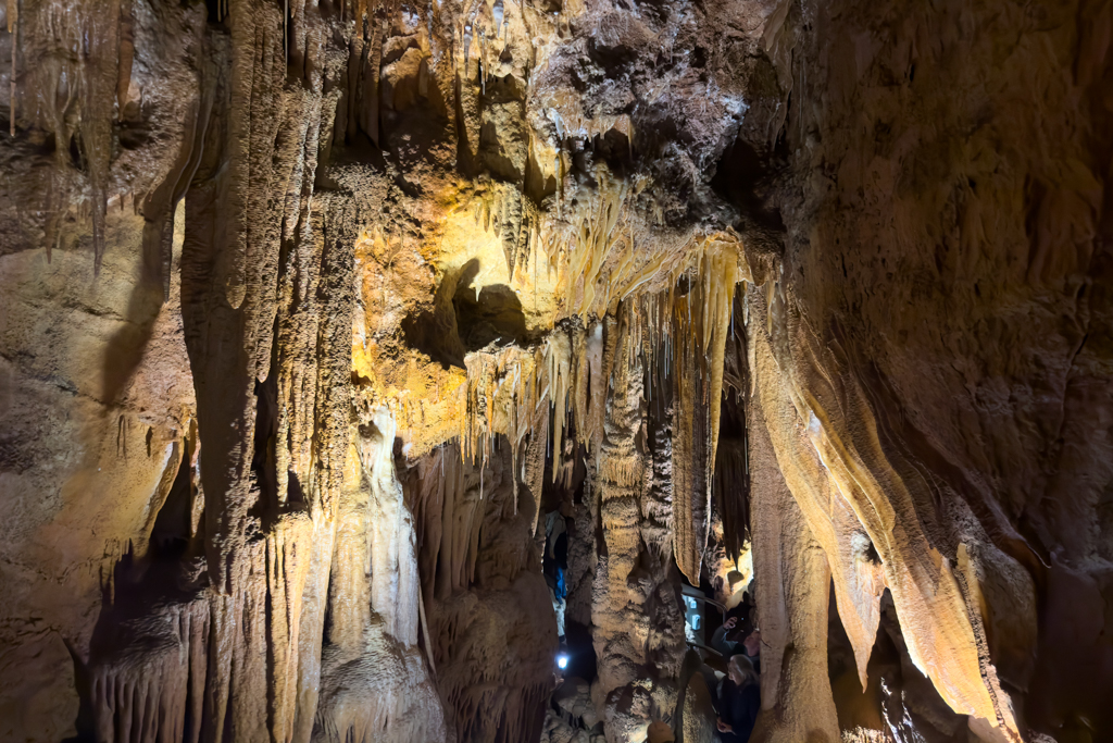 In der grossen Kathedrale der King Salomon Cave...