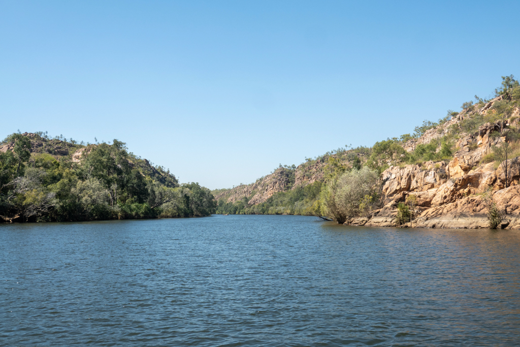 Eindrucksvolle Felswände und Natur in der Katherine Gorge