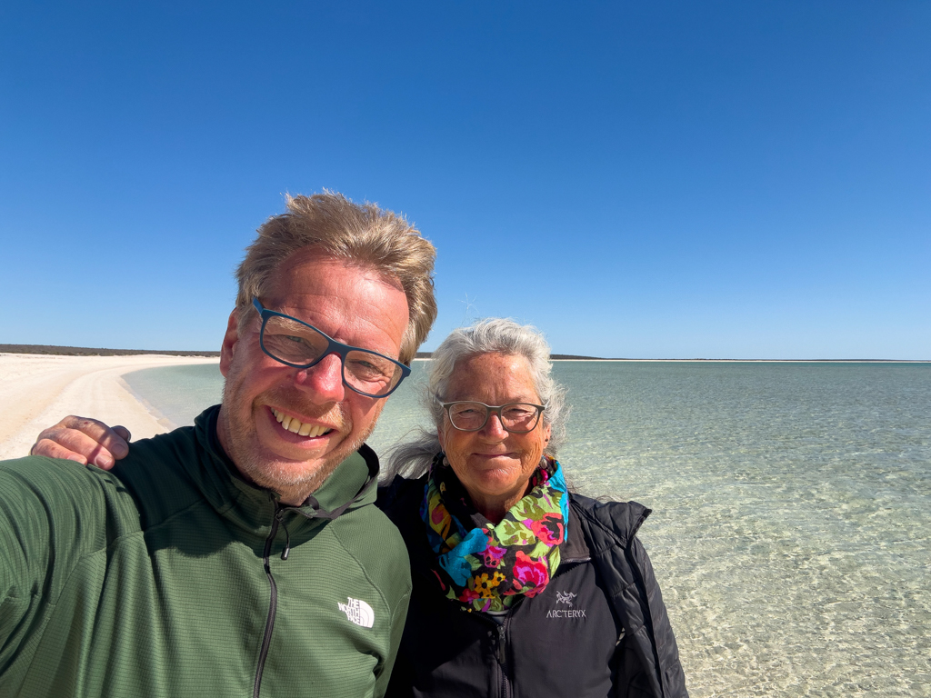 Windiges JoMa Selfi an der weissen Shelly Beach