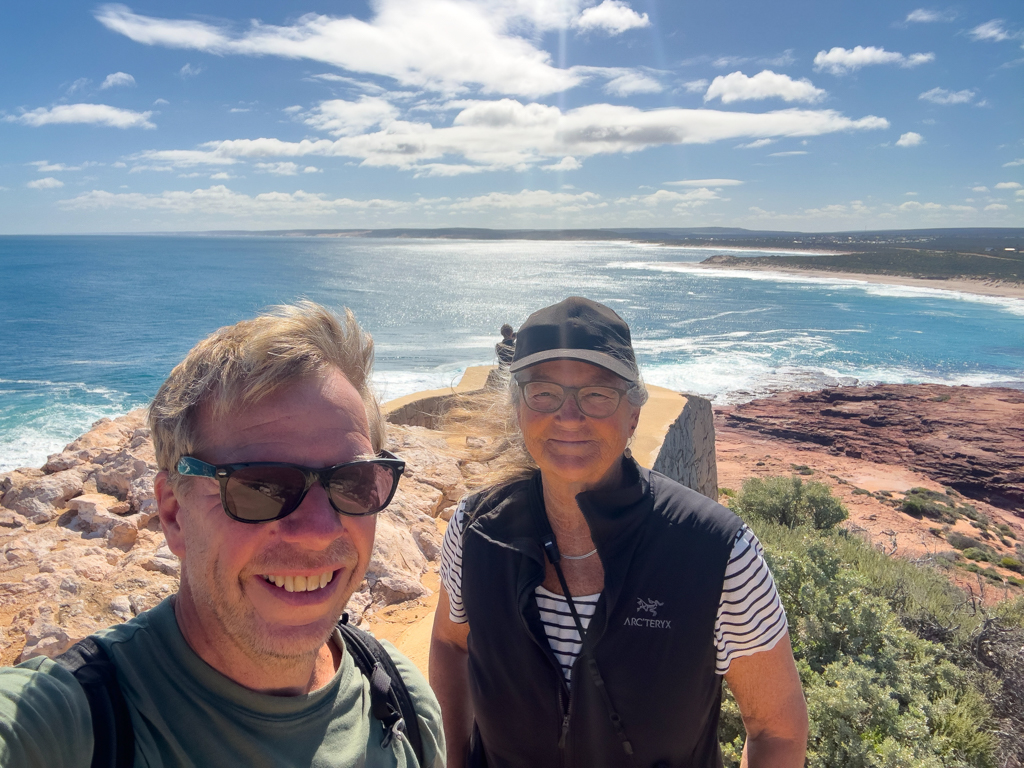 JoMa Selfi noch bei Sonnenschein etwas oberhalb des Red Bluff Lookouts