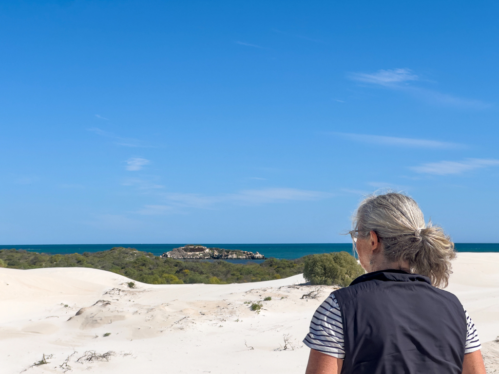 Wir nehmen Abschied vom Green Head mit den weissen Dünen und dem blauem Meer