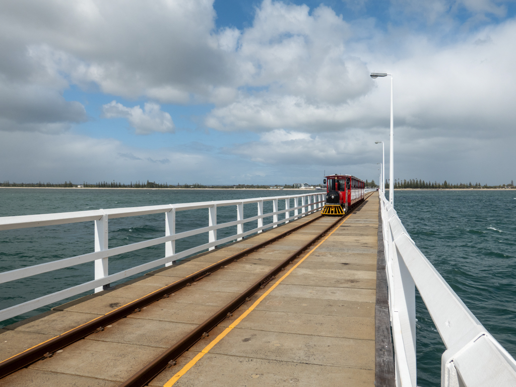 Der Jetty Express kommt vorbei