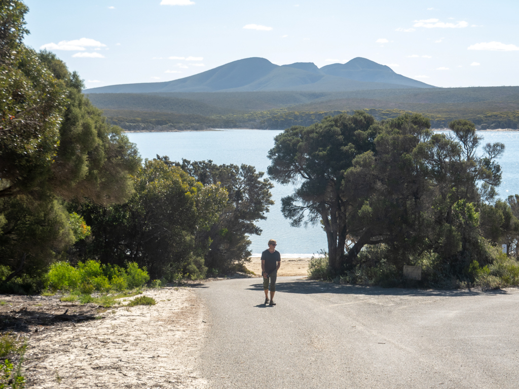 Mit Jo am am Hamersley Inlet unterwegs