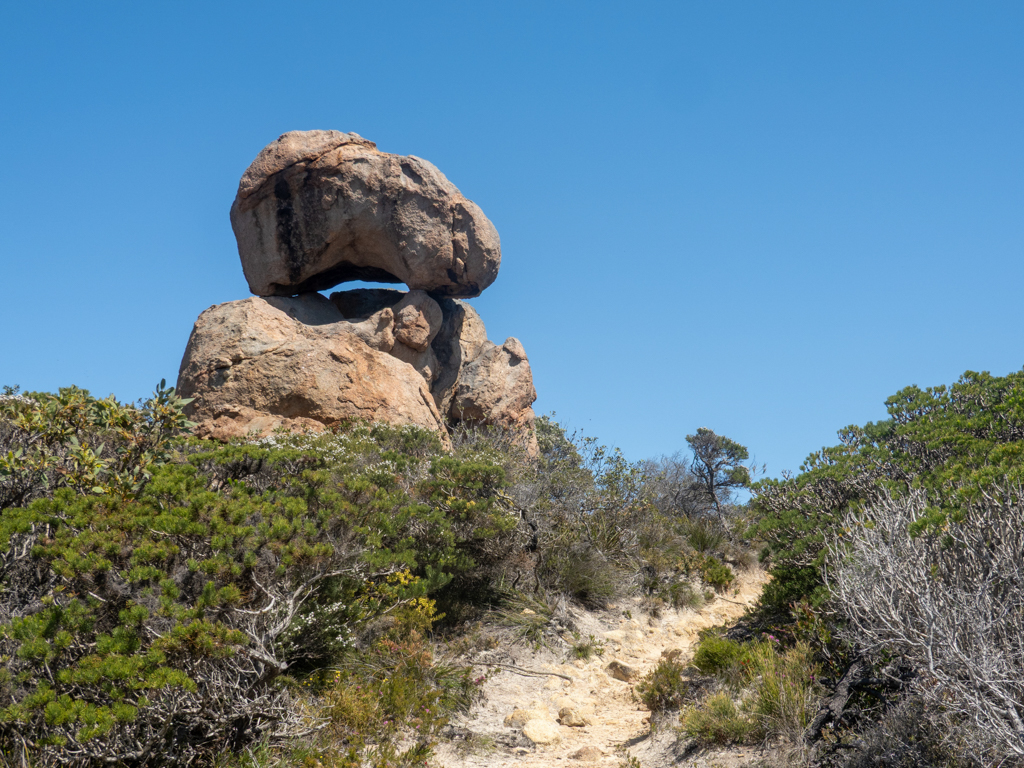 Durch Wind und Wetter erodierte Felsen