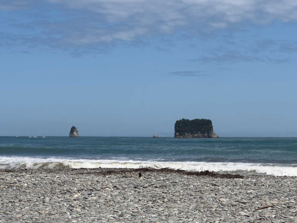 Felsen vor der Rapahoe Beach