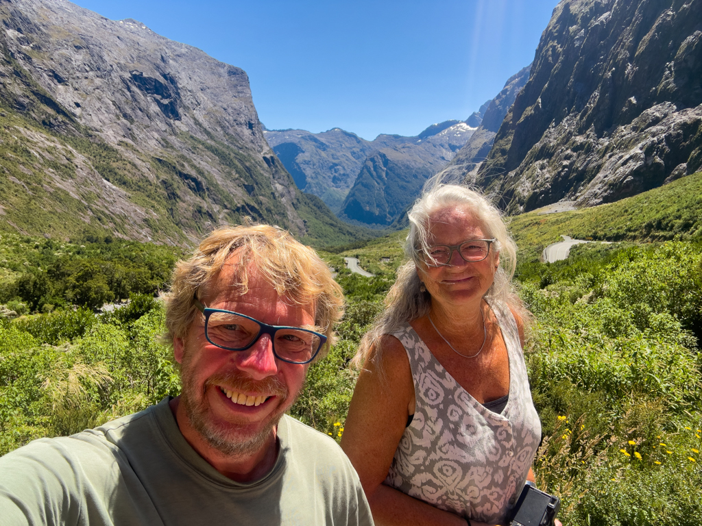 Selfie: JoMa nach dem Homer Tunnel auf dem Weg zum Milford Sound