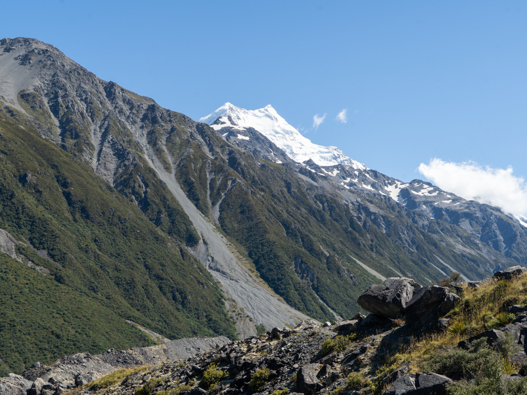 Aoraki / Mt. Cook vom Tasman Lake aus gesehen
