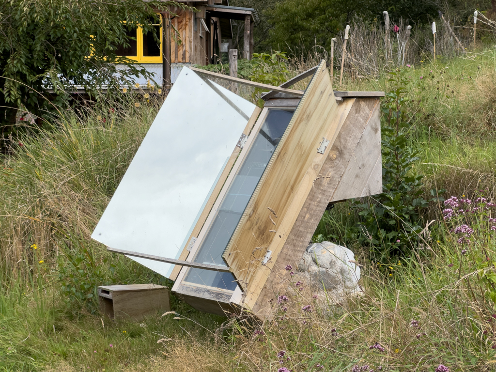 Spiegel-Glaskasten zum Trocknen von Kräutern und anderem