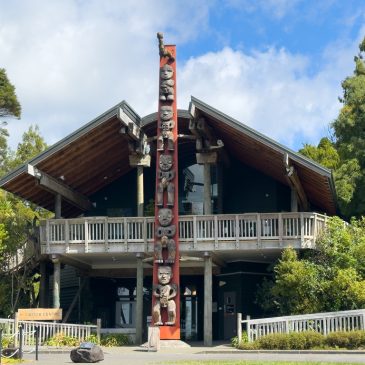 Arataki Visitor Centre