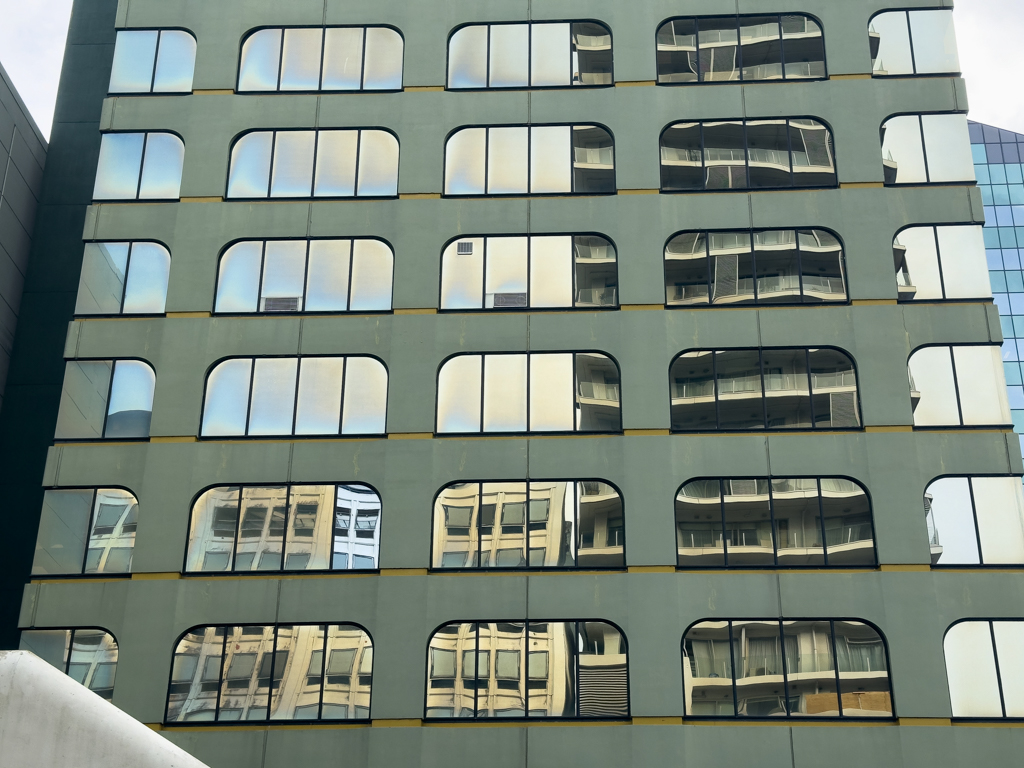Fensterspiegelungen