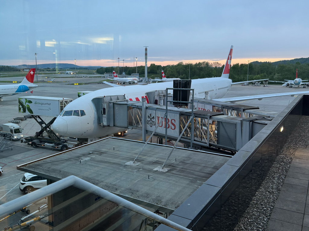 Nach über 13 Std. am frühen Morgen endlich in Tsüri angekommen