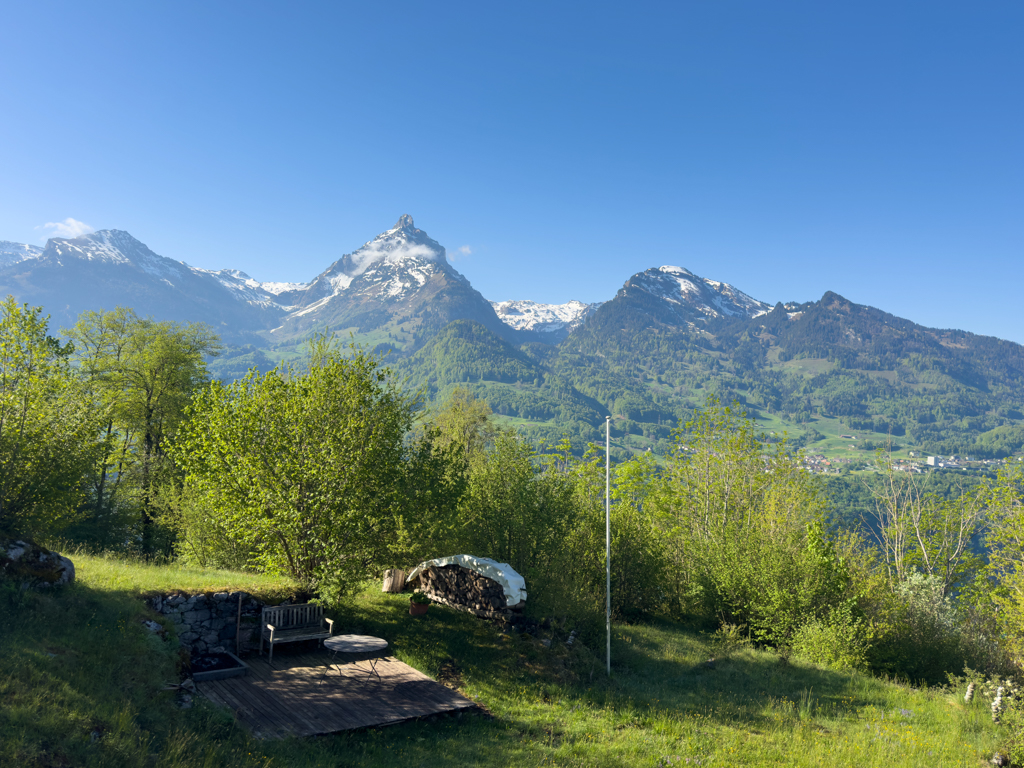 Der erste Morgen nach 3 Jahren Reise. Schöner kann man nicht empfangen werden.